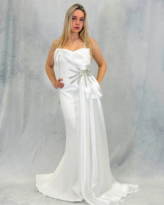 Zarif Işıltılı Taş Detaylı Abiye