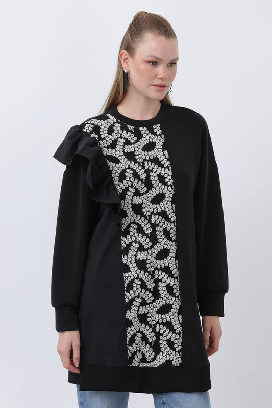 Damen-Tunika mit Rüschendetails an den Schultern und Spitzengarnitur