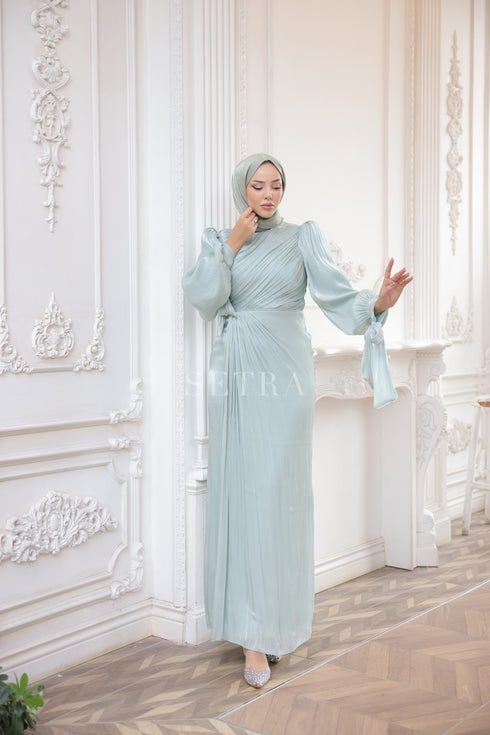 Şık Taş Detaylı Tesettür Abiye