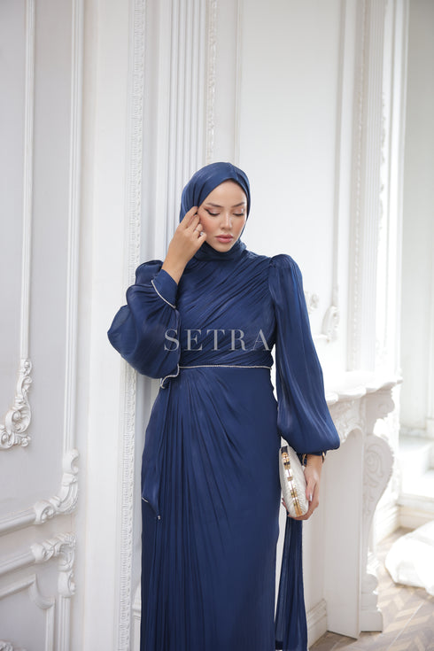 Şık Taş Detaylı Tesettür Abiye