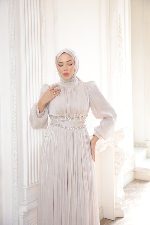 Taş Detaylı Pileli Tesettür Abiye Elbise