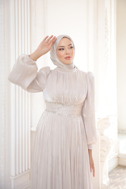 Taş Detaylı Pileli Tesettür Abiye Elbise