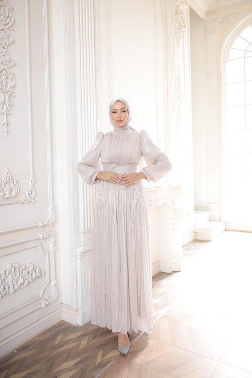 Taş Detaylı Pileli Tesettür Abiye Elbise