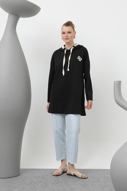 Kadın Nakış Detaylı Balıksırtı Kapişonlu Tunik