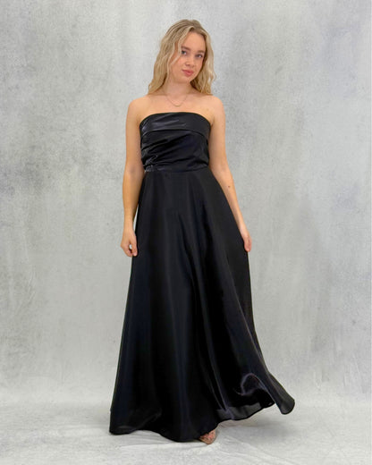 Trägerloses funkelndes Abendkleid