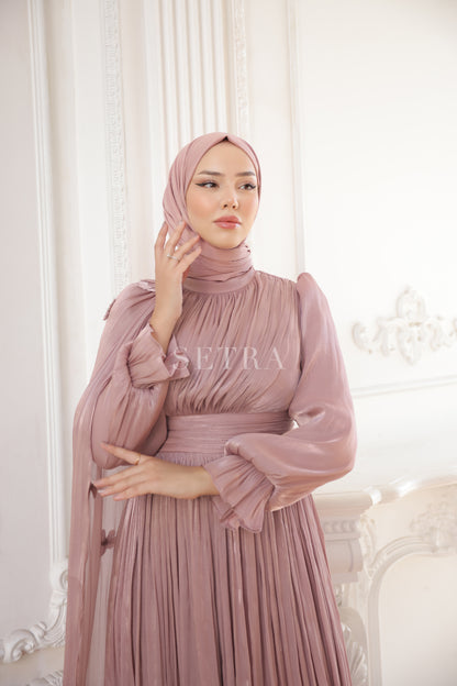 Çiçekli Pelerin Detaylı Şık Abiye Elbise