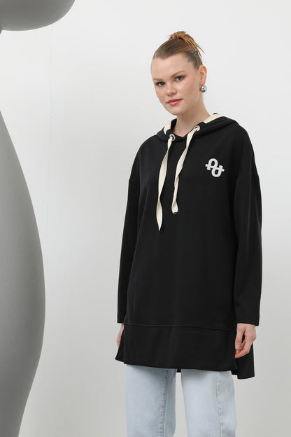 Kadın Nakış Detaylı Balıksırtı Kapişonlu Tunik