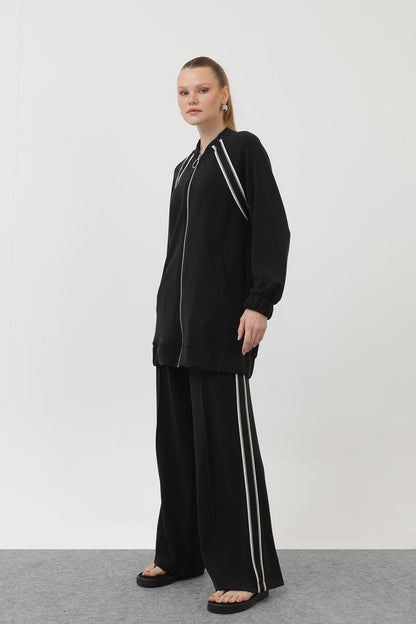 Kadın Fermuarlı Omuzu Hazır Şerit Detaylı Pantolonlu Takım
