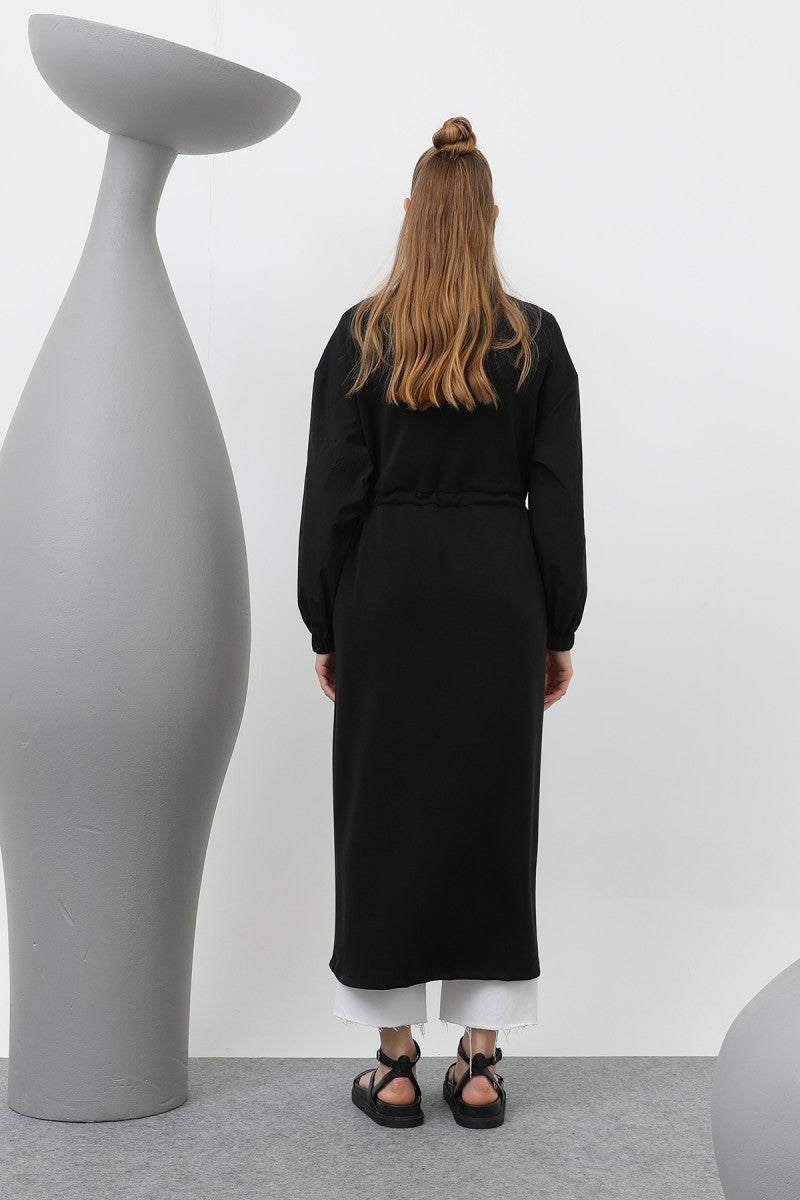 Önü Fermuar ve Şerit Detaylı Beli Büzgülü Elbise