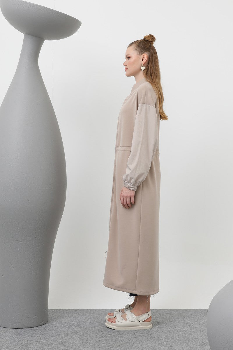 Önü Fermuar ve Şerit Detaylı Beli Büzgülü Elbise