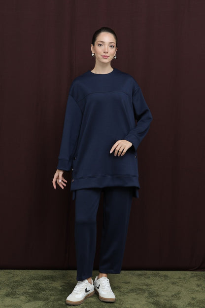 Yanları Çıtçıt Detaylı Yırtmaçlı Basic Takım