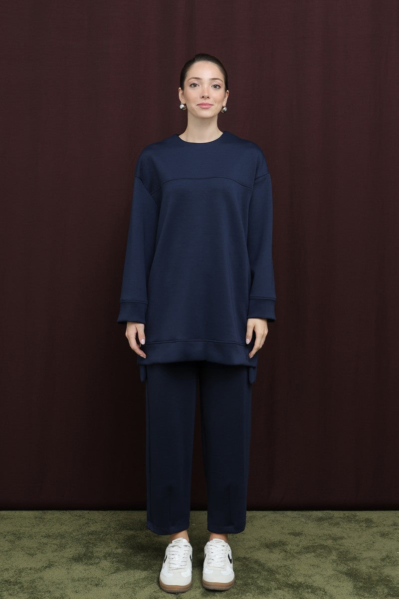 Yanları Çıtçıt Detaylı Yırtmaçlı Basic Takım