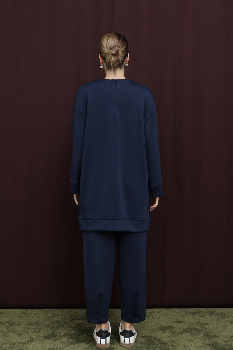 Yanları Çıtçıt Detaylı Yırtmaçlı Basic Takım