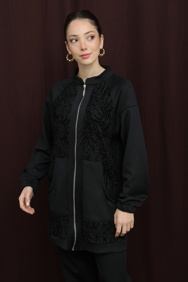 Dantel Detaylı Hakim Yakalı Fermuarlı Takım