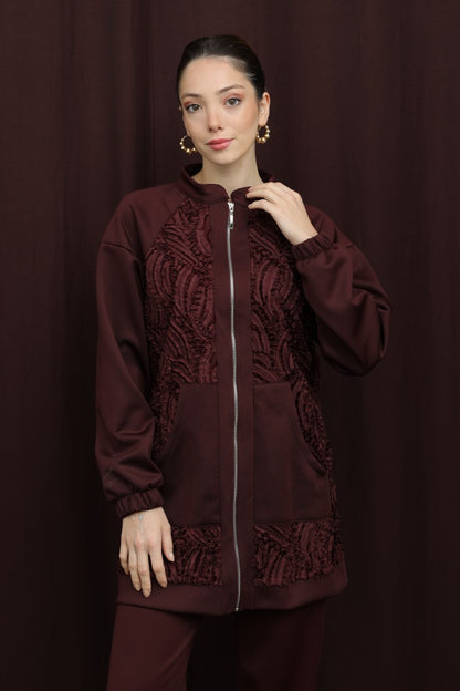 Dantel Detaylı Hakim Yakalı Fermuarlı Takım