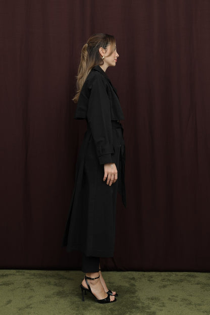 Düğme Detaylı Trenç