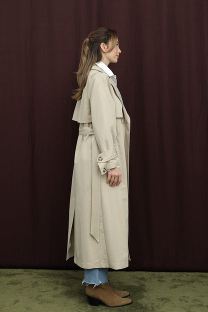 Düğme Detaylı Trenç