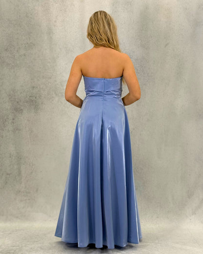 Trägerloses funkelndes Abendkleid