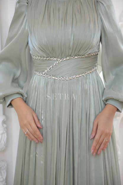 Taş Detaylı Pileli Tesettür Abiye Elbise