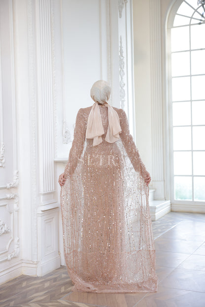 Özel Tasarım Pelerinli Abiye – Pudra