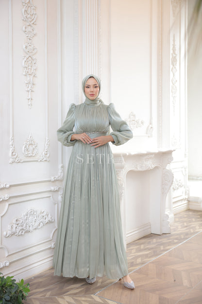 Taş Detaylı Pileli Tesettür Abiye Elbise