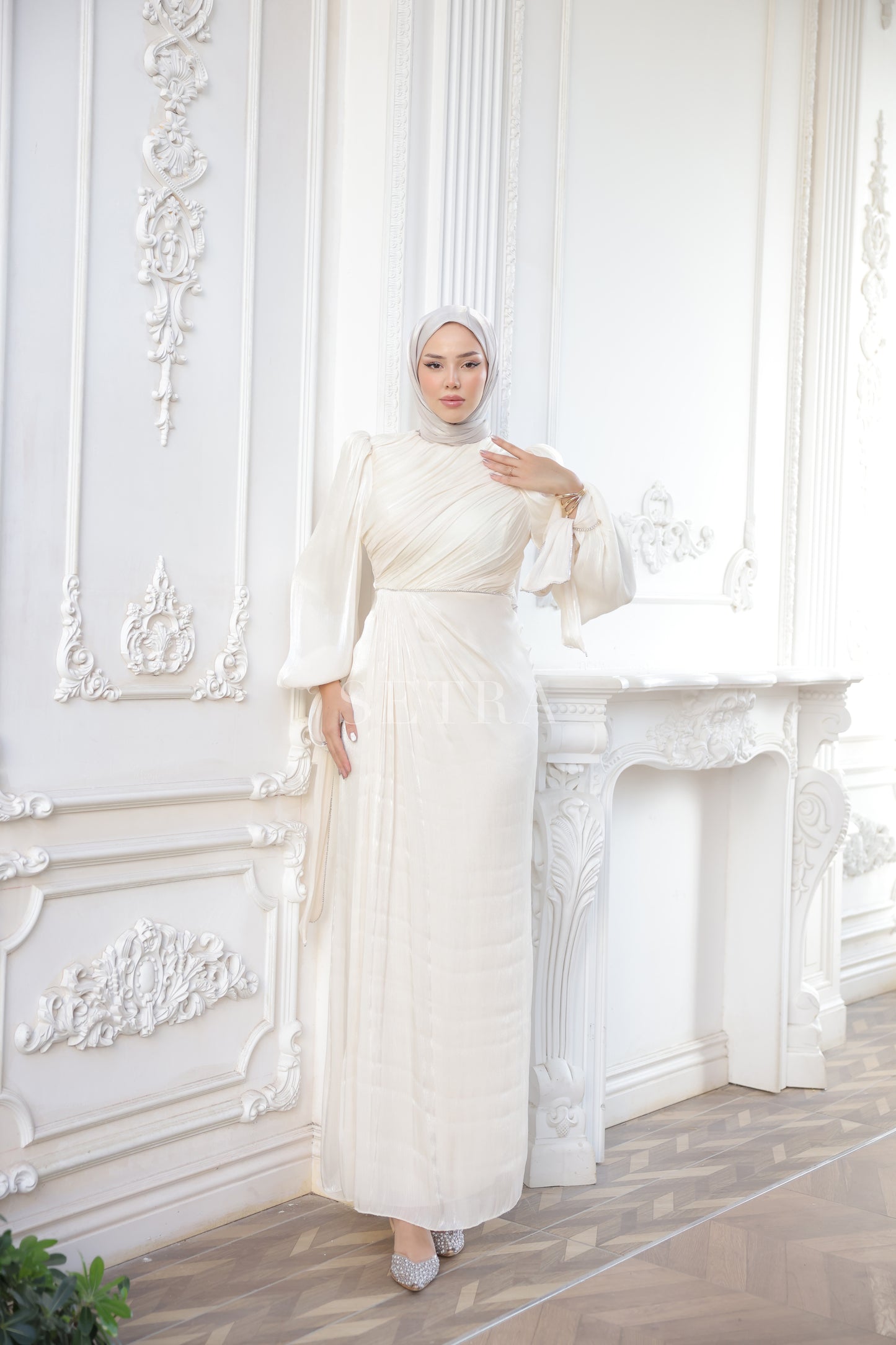 Zarif Taş Detaylı Tesettür Abiye Elbise