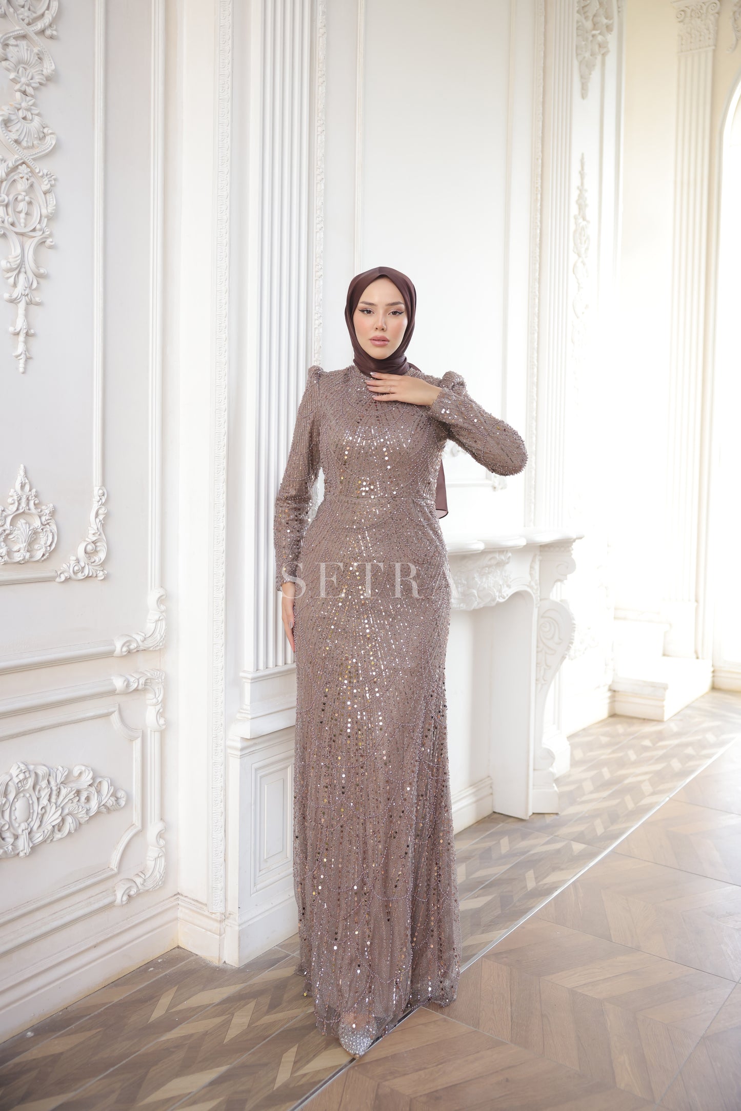 Özel Tasarım Pelerinli Abiye – Vizon