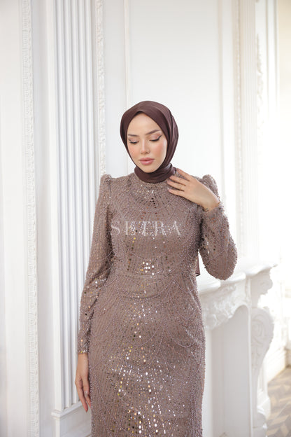 Özel Tasarım Pelerinli Abiye – Vizon