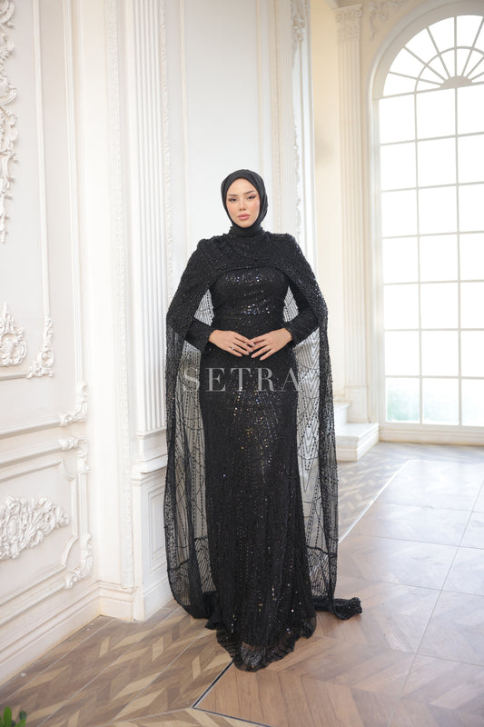 Özel Tasarım Pelerinli Abiye – Siyah