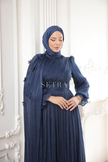 Çiçekli Pelerin Detaylı Şık Abiye Elbise