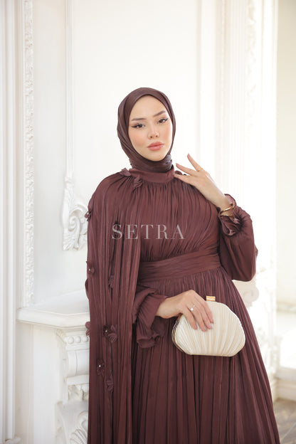 Çiçekli Pelerin Detaylı Şık Abiye Elbise