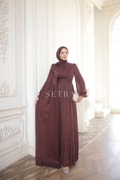 Çiçekli Pelerin Detaylı Şık Abiye Elbise